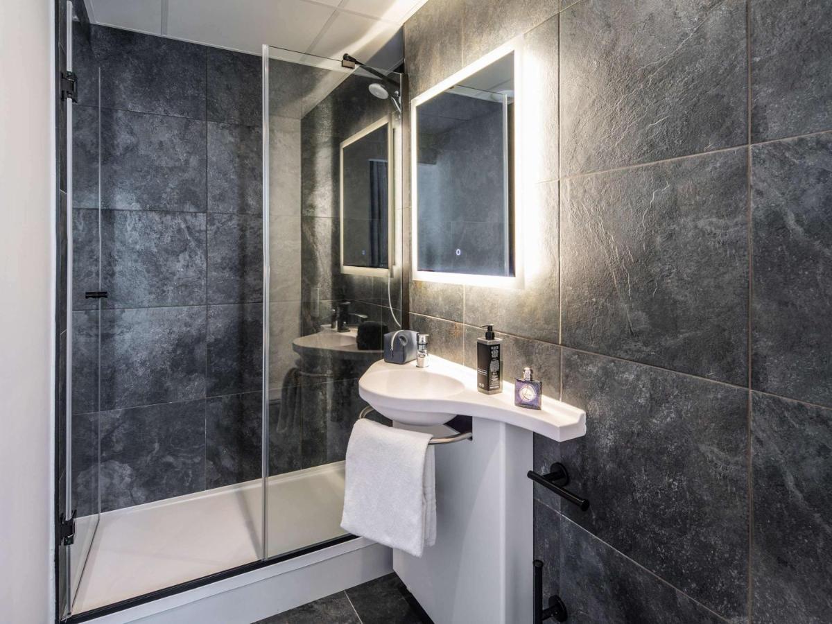 Ibis Centre Hotel 3*
